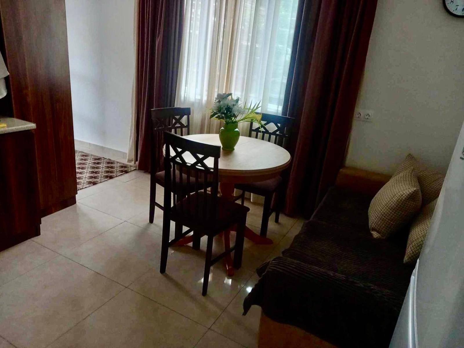 Verona Apartment Dushet'i Exterior foto