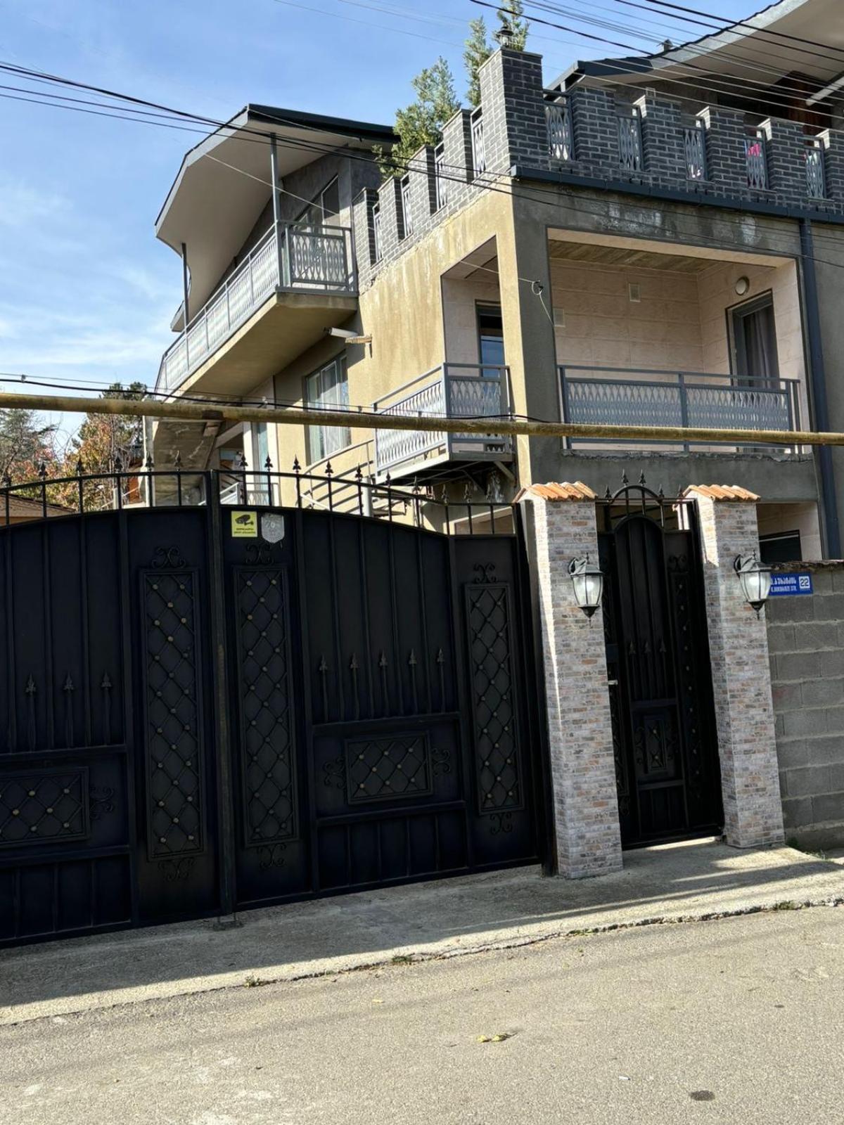Verona Apartment Dushet'i Exterior foto